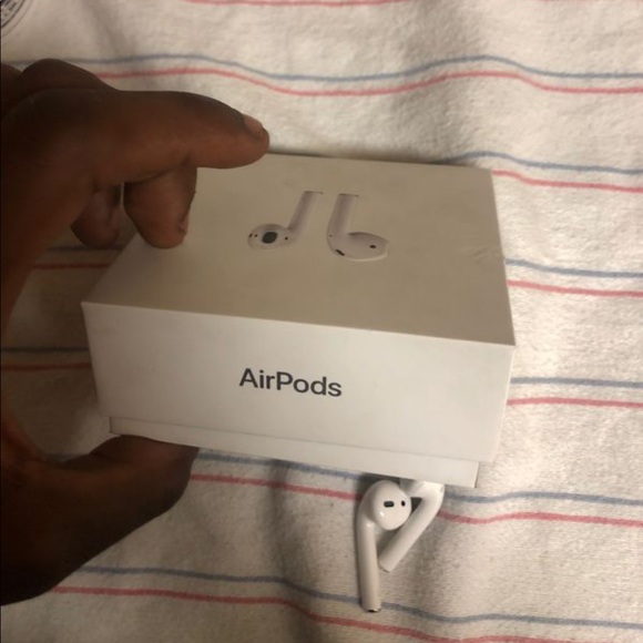 Apple Airpods